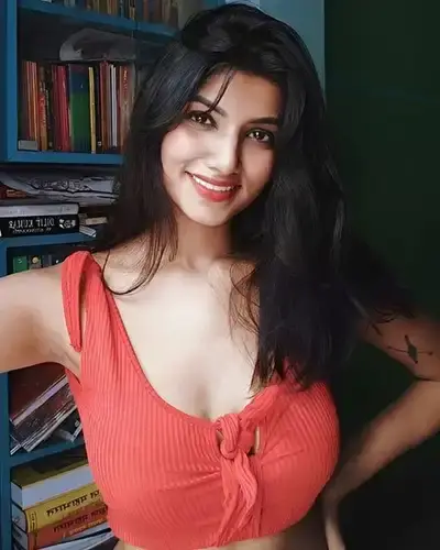 Sushant Golf City Call Girl
